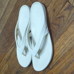 Women's Croc Flip Flops Cream 8